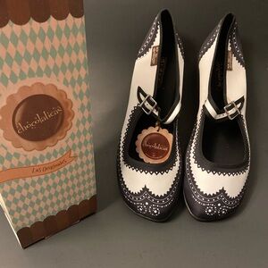 Women's Black and White Mary Jane Shoes